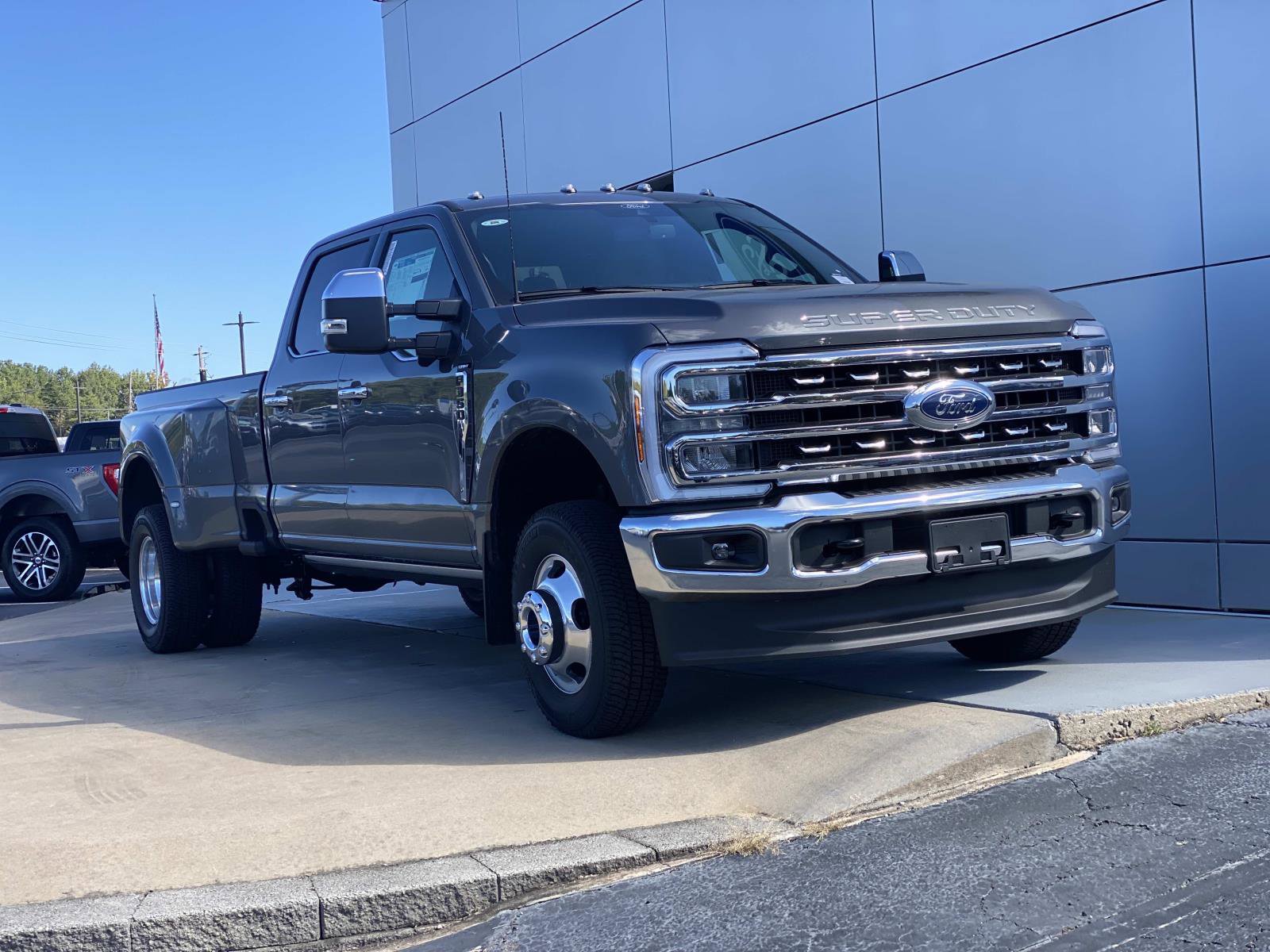 New 2026 Ford F350 Lariat w/ Chrome Package
