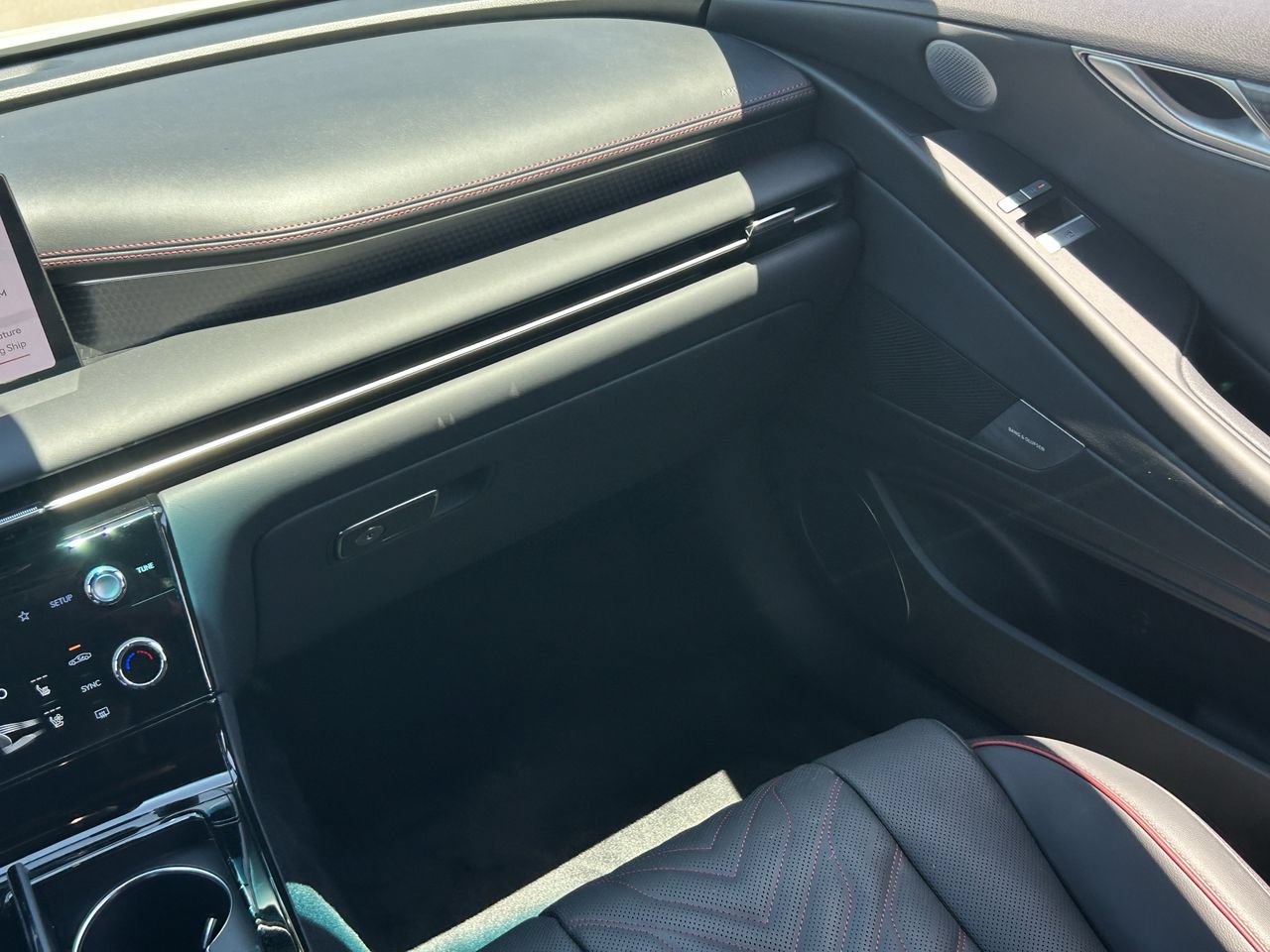 Used 2025 Genesis G80 3.5T Sport AWD/4WD image 18