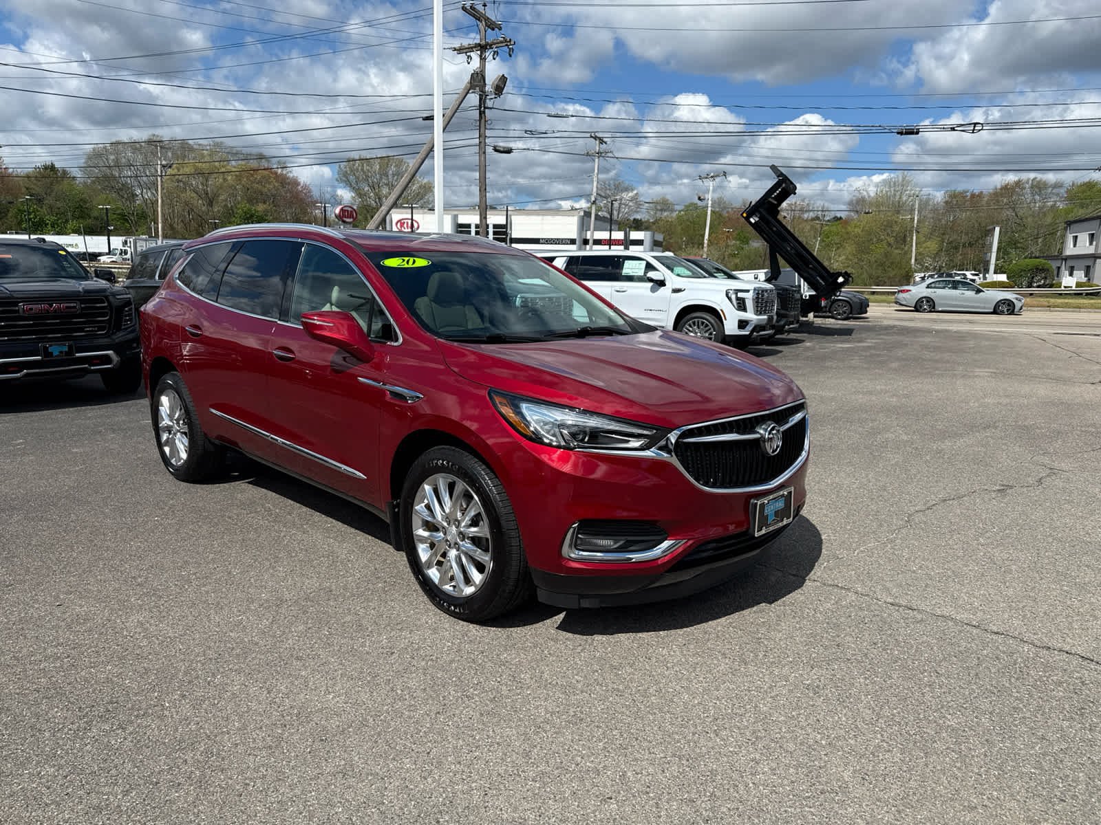 Certified 2020 Buick Enclave Premium w/ Sun and Sites Package AWD/4WD image 7