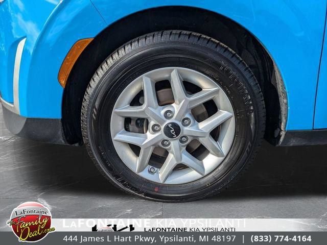 Certified 2023 Kia Soul S FWD image 33