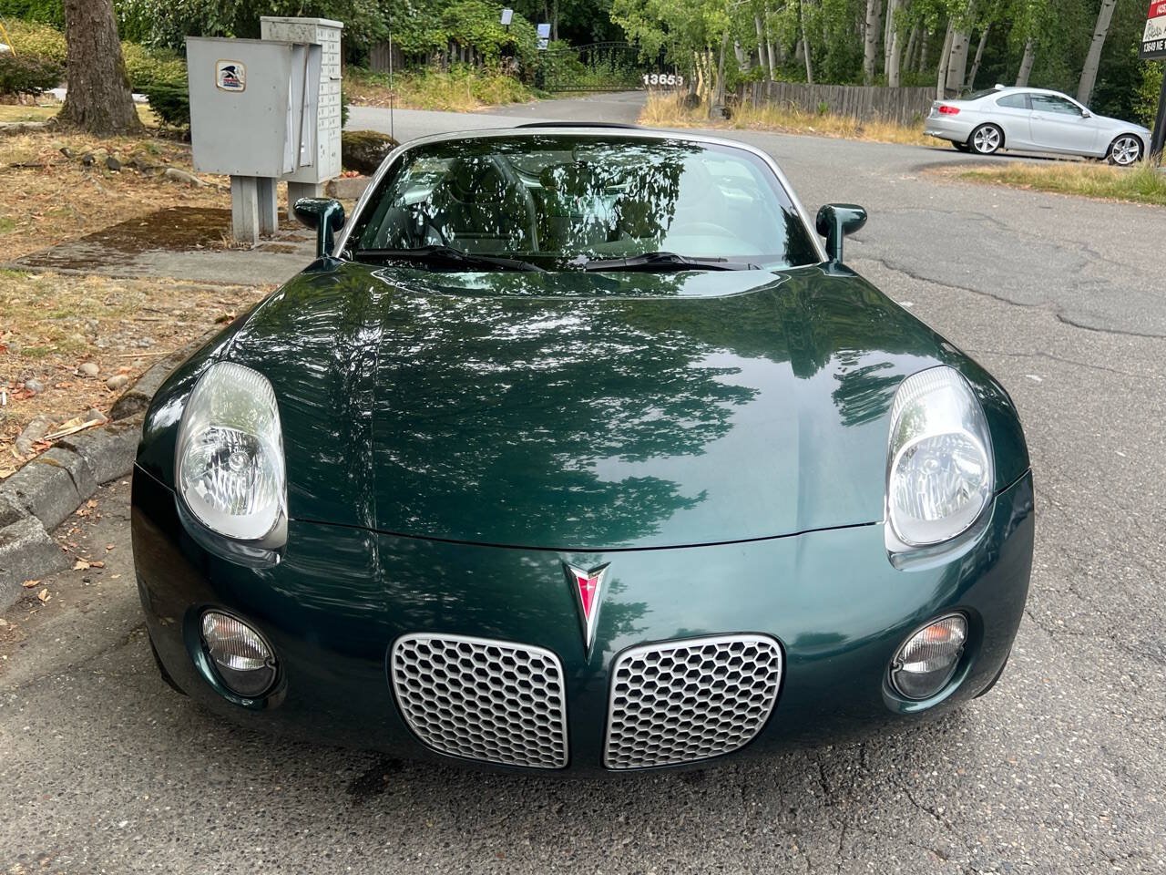 Used 2006 Pontiac Solstice Convertible w/ Premium Package RWD image 30