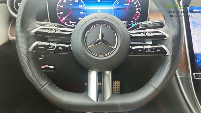 Used 2025 Mercedes-Benz GLC 350e 4MATIC w/ AMG Line image 43