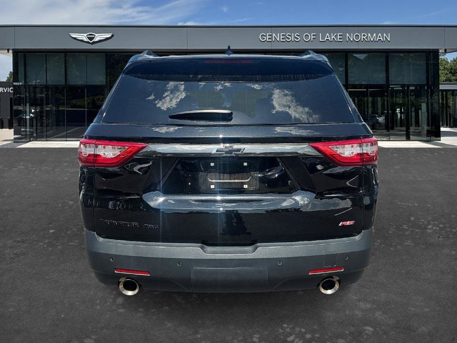 Used 2021 Chevrolet Traverse RS w/ LPO, Floor Liner Package AWD/4WD image 8