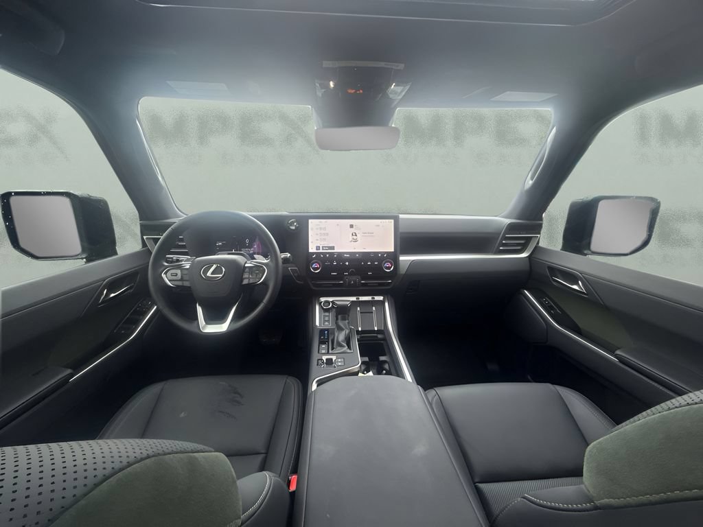 Used 2025 Lexus GX 550 AWD/4WD image 8