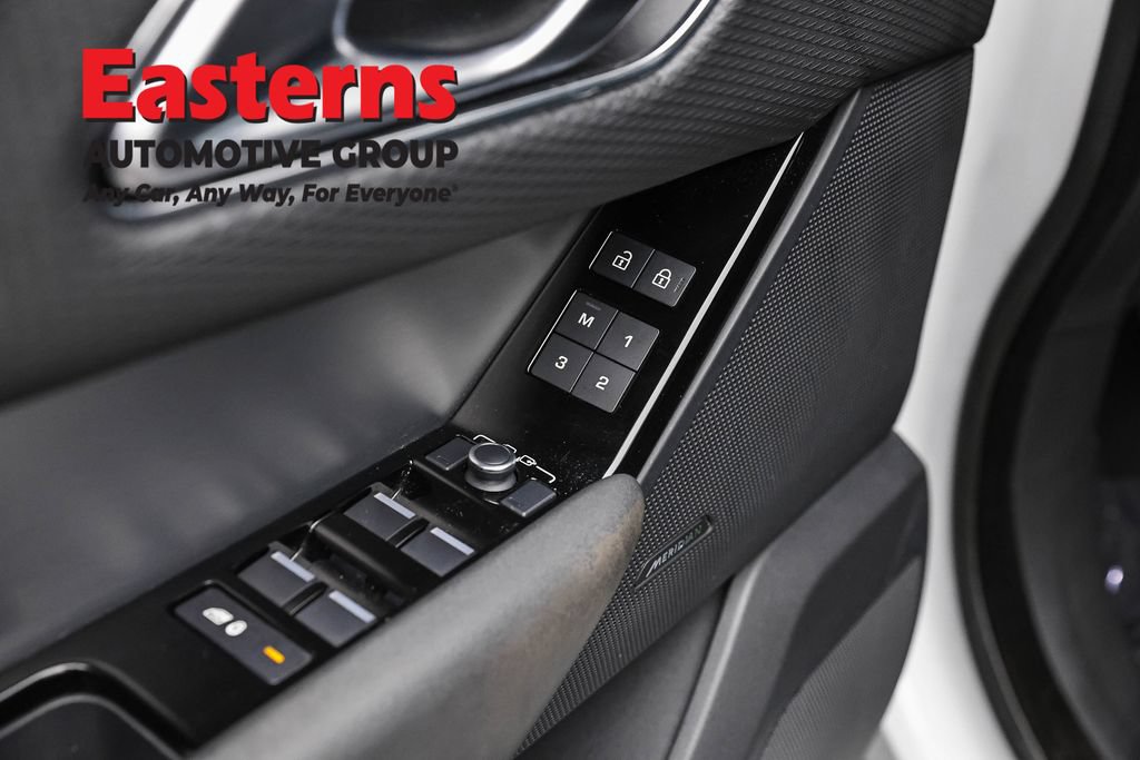 Used 2022 Land Rover Range Rover Velar R-Dynamic S AWD/4WD image 20