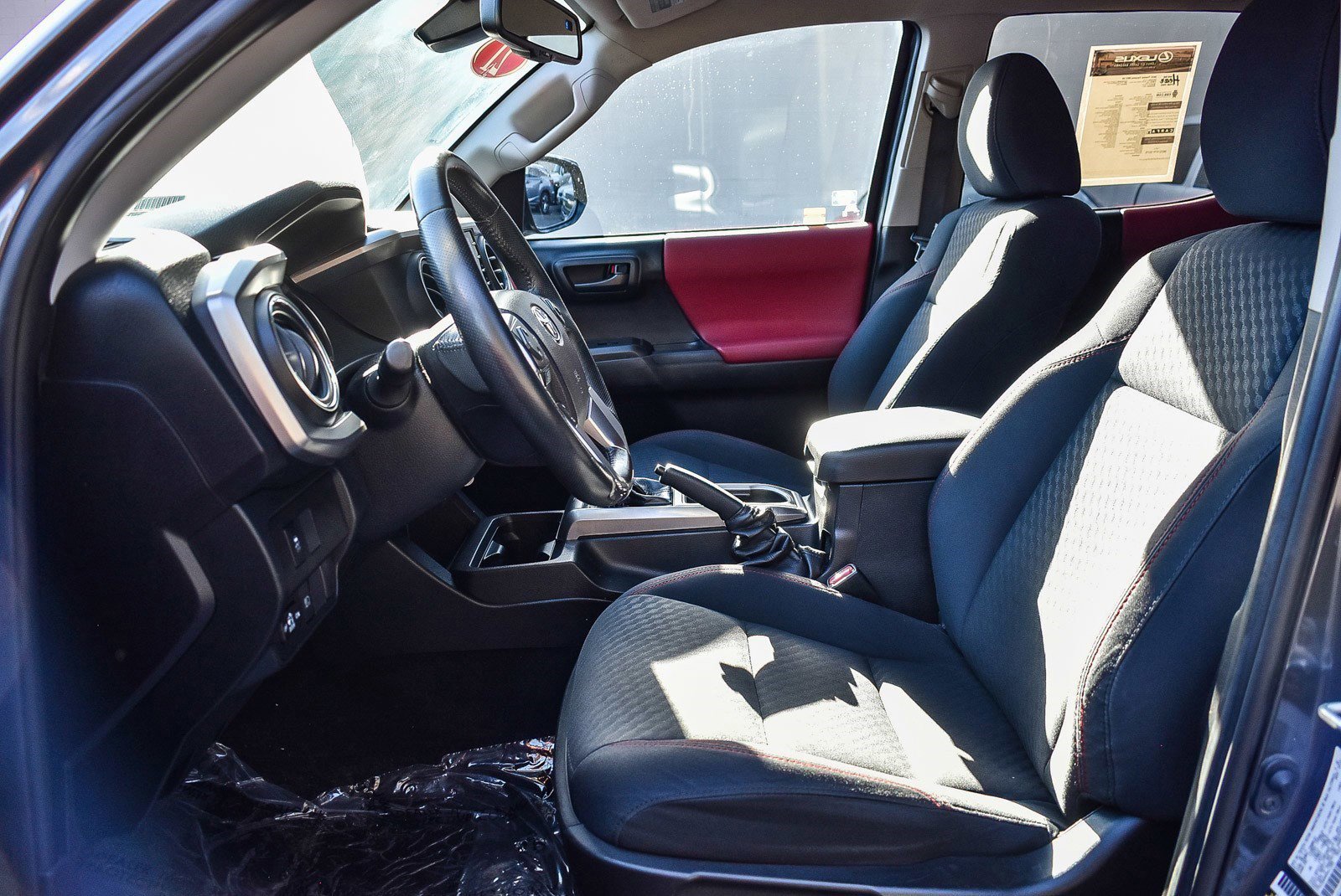 Used 2021 Toyota Tacoma SR5 image 17