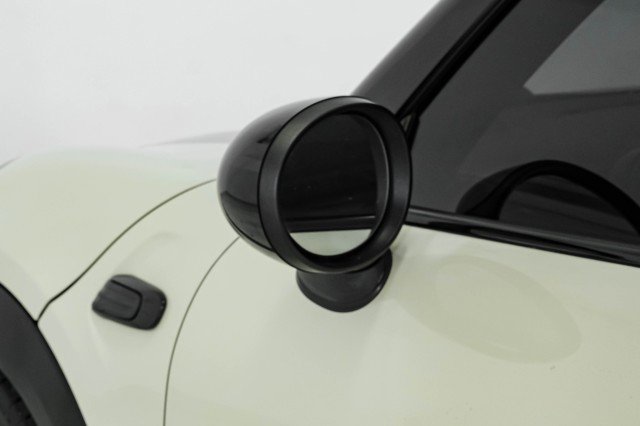 Used 2015 MINI Cooper S FWD image 37