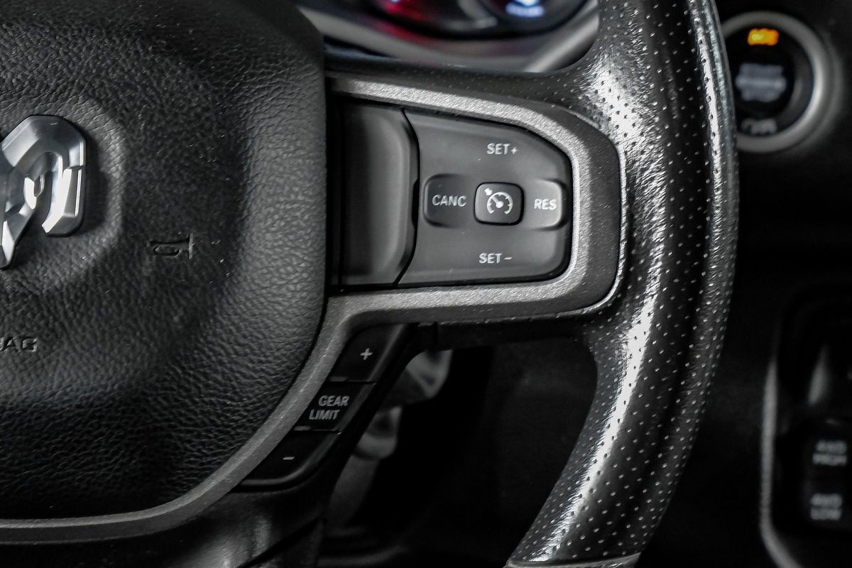 Used 2024 RAM 3500 Tradesman w/ Chrome Appearance Group image 19