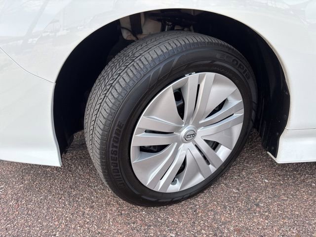 Used 2025 Nissan Leaf S image 14