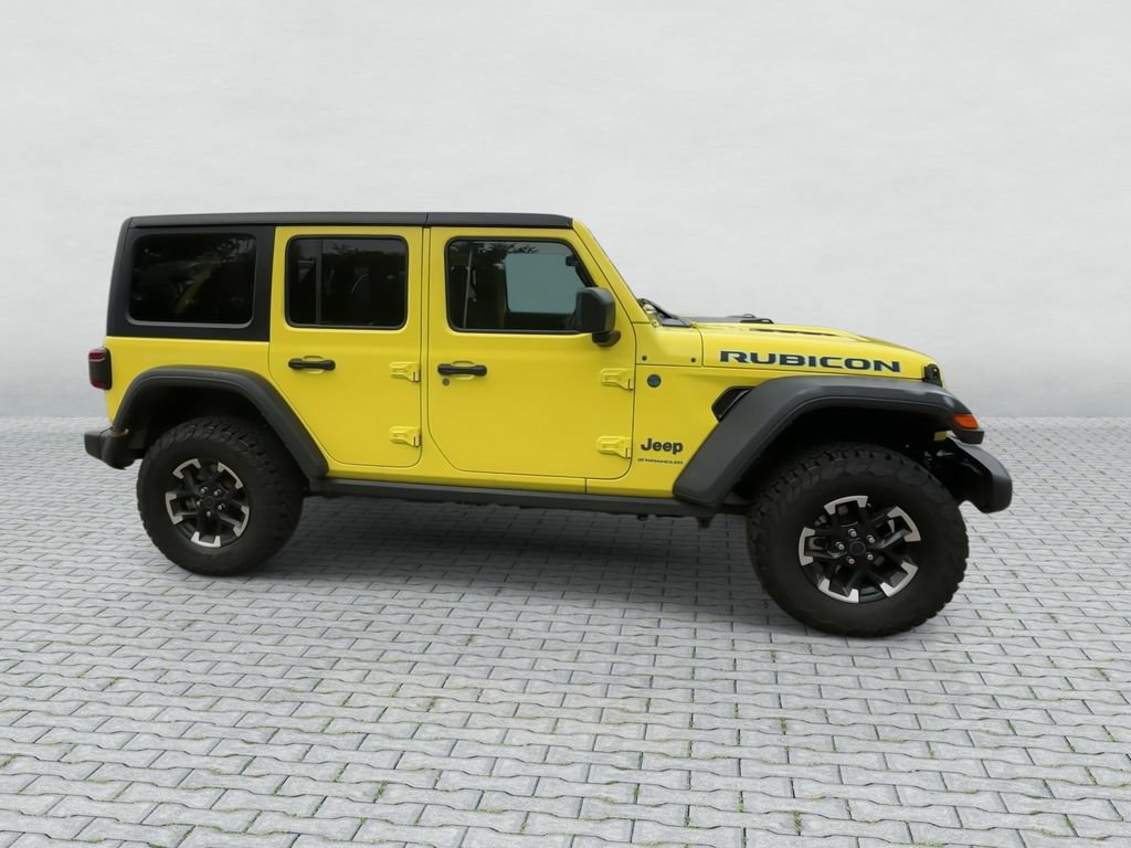 Used 2024 Jeep Wrangler Unlimited Rubicon 4xe AWD/4WD image 9