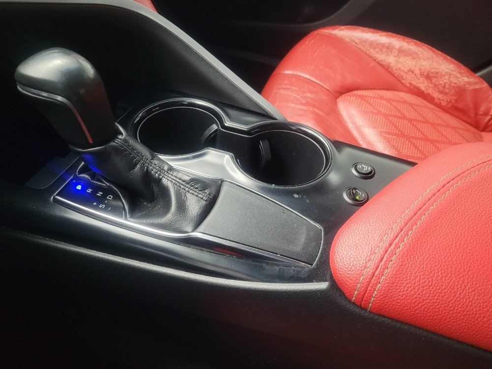 Used 2019 Toyota Camry SE image 26