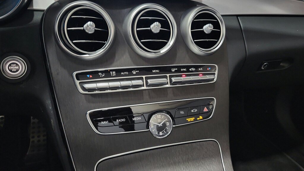Used 2021 Mercedes-Benz C 43 AMG 4MATIC Cabriolet image 32