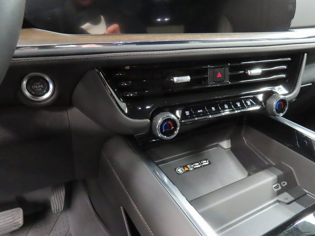 Used 2025 Chevrolet Tahoe High Country image 62