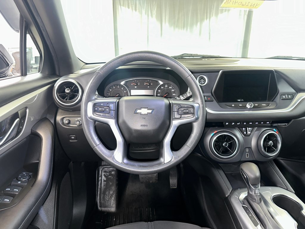 Used 2021 Chevrolet Blazer LT w/ Midnight/Sport Edition AWD/4WD image 2