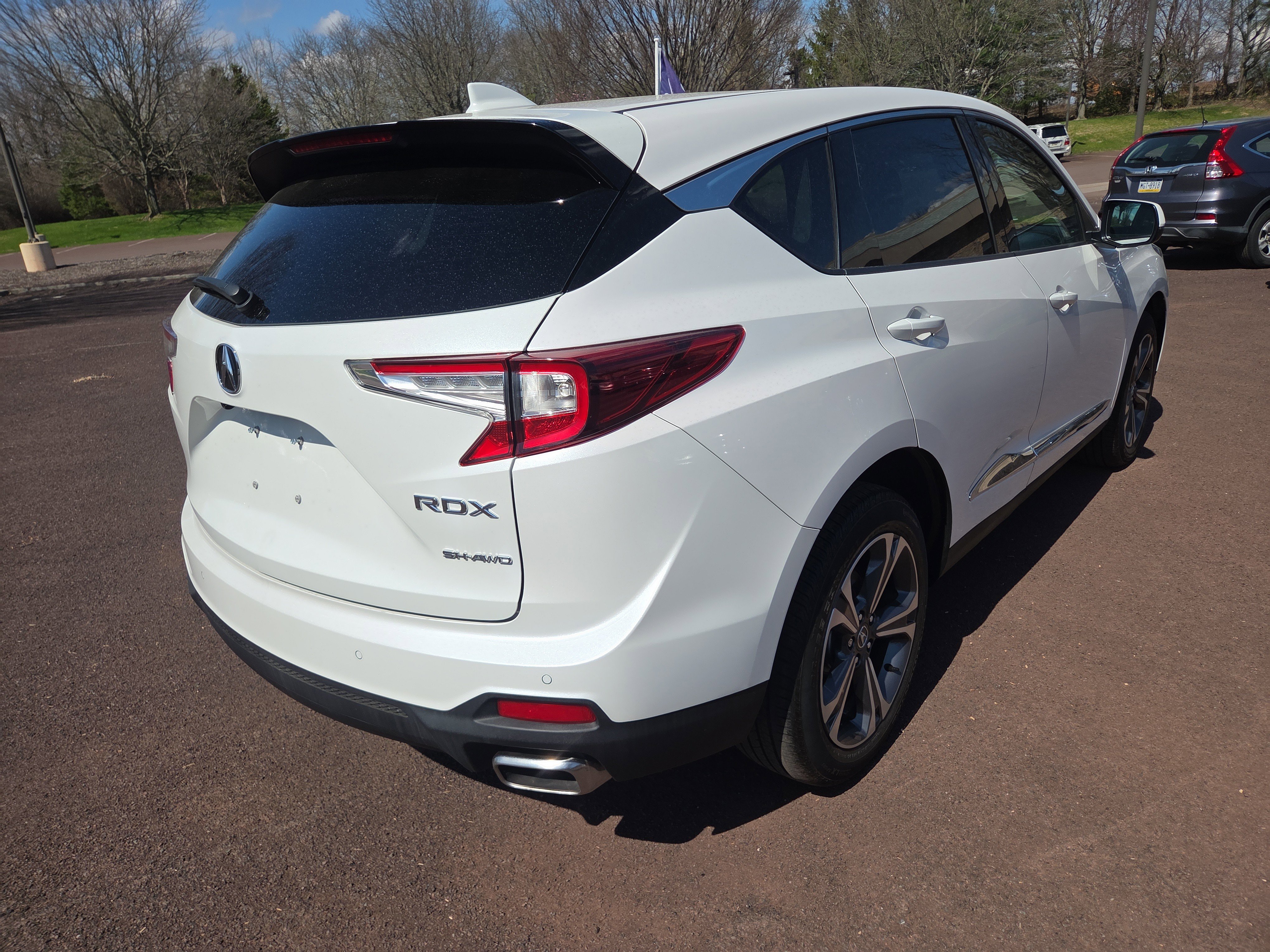 Used 2023 Acura RDX AWD w/ Advance Package image 3