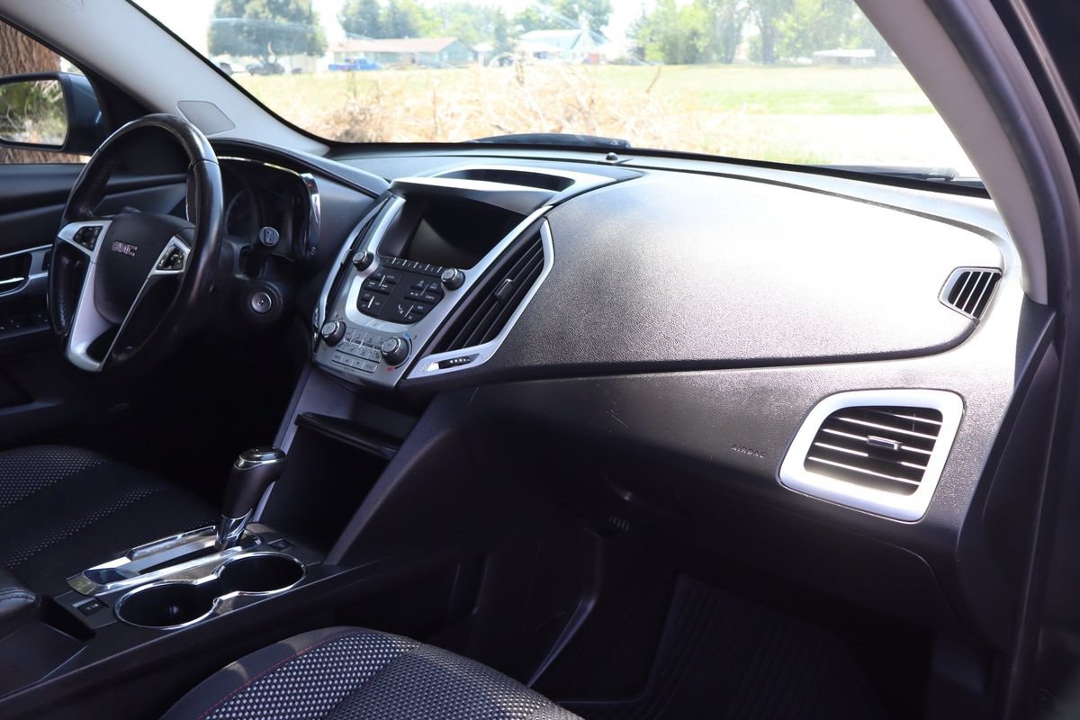 Used 2017 GMC Terrain SLE w/ Driver Alert Package I AWD/4WD image 17