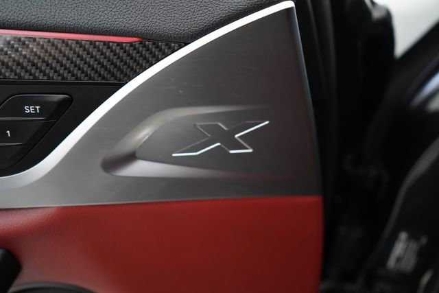 Used 2023 BMW X4 M40i w/ Premium Package image 10