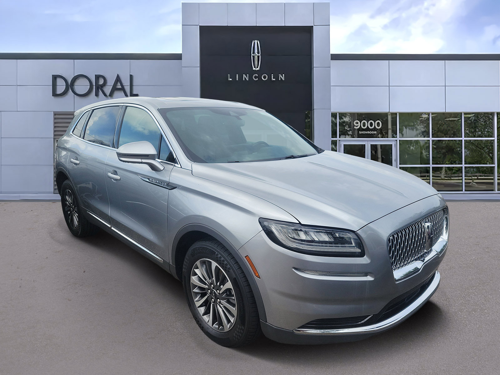 Certified 2023 Lincoln Nautilus Reserve AWD/4WD image 1