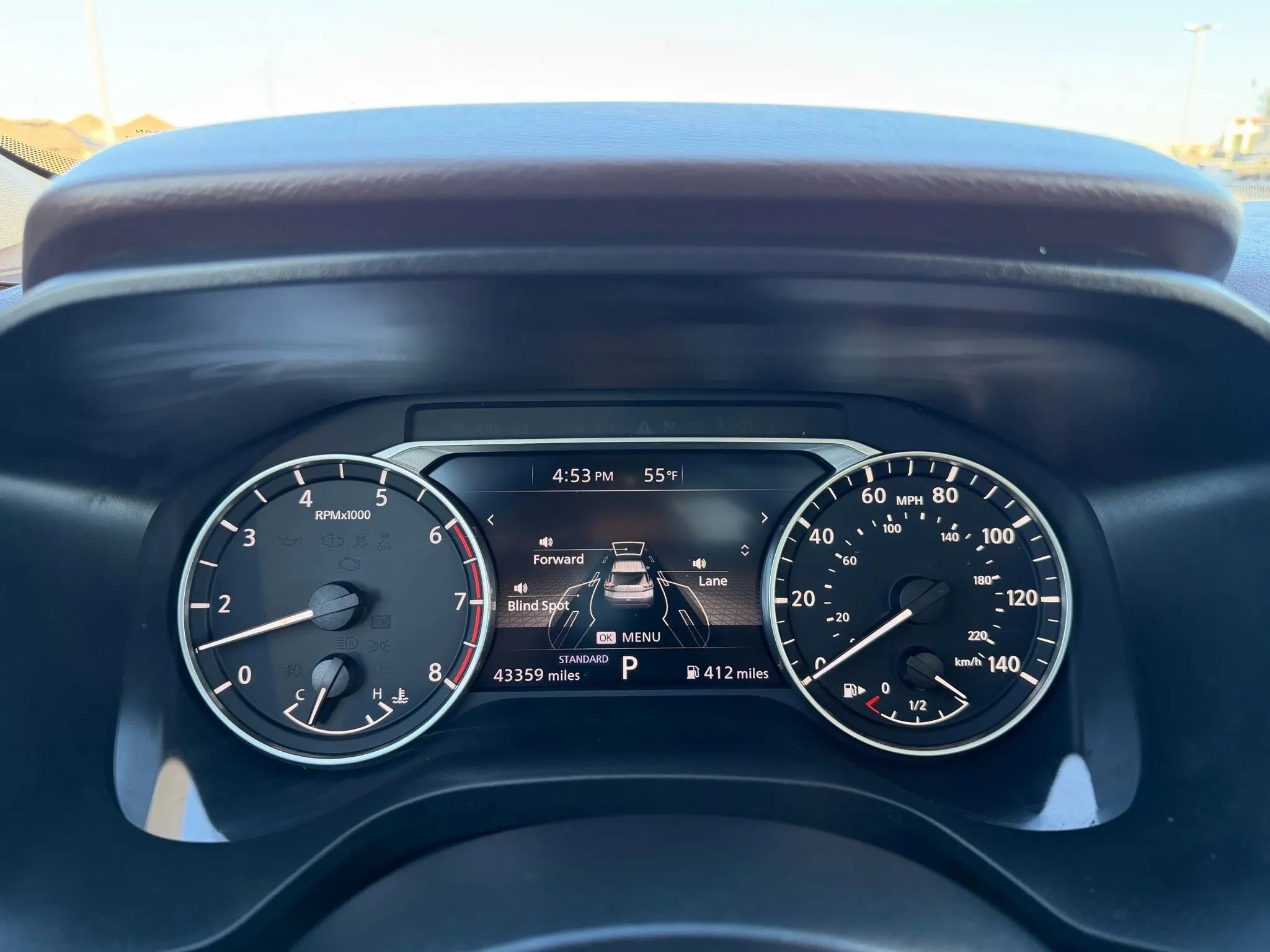 Used 2023 Nissan Rogue SV w/ SV Premium B Package image 9