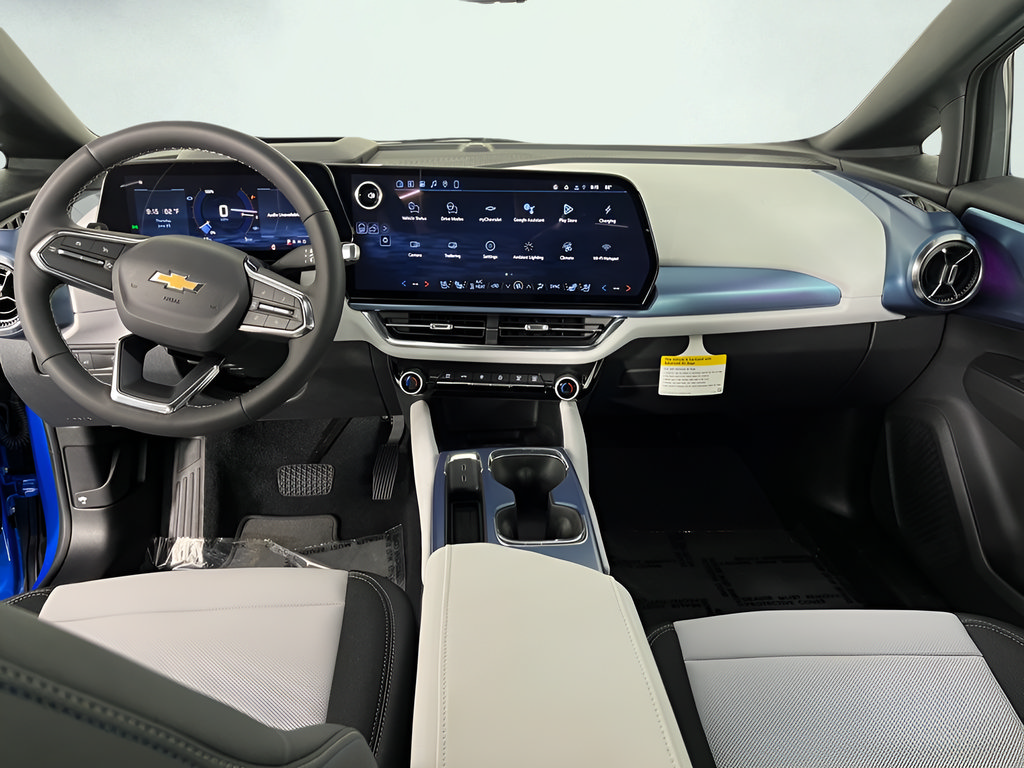 New 2026 Chevrolet Equinox EV LT w/ Convenience Package II AWD/4WD image 13