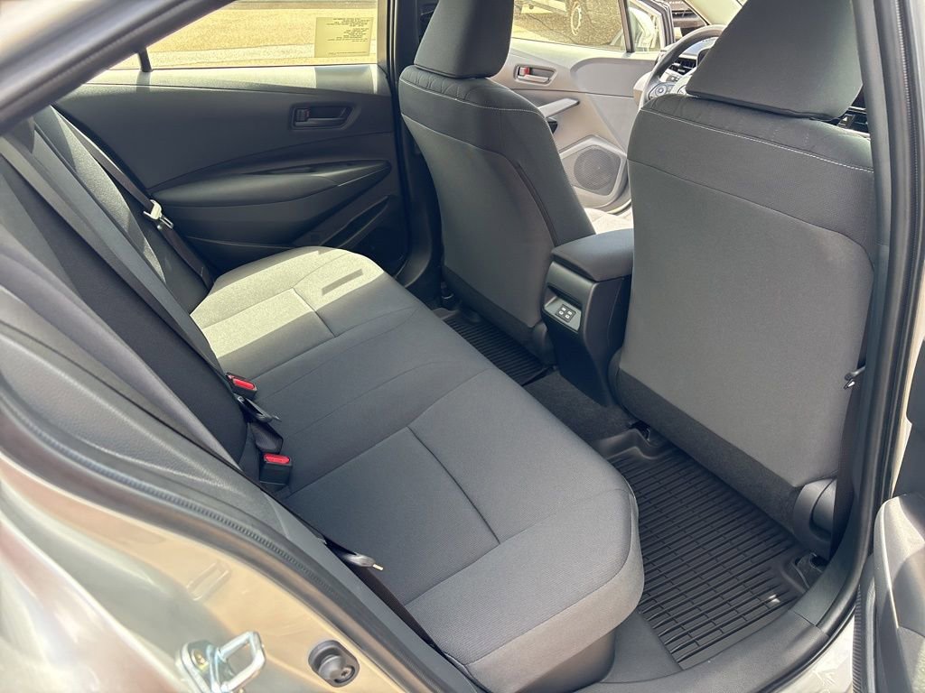 New 2026 Toyota Corolla LE FWD image 17