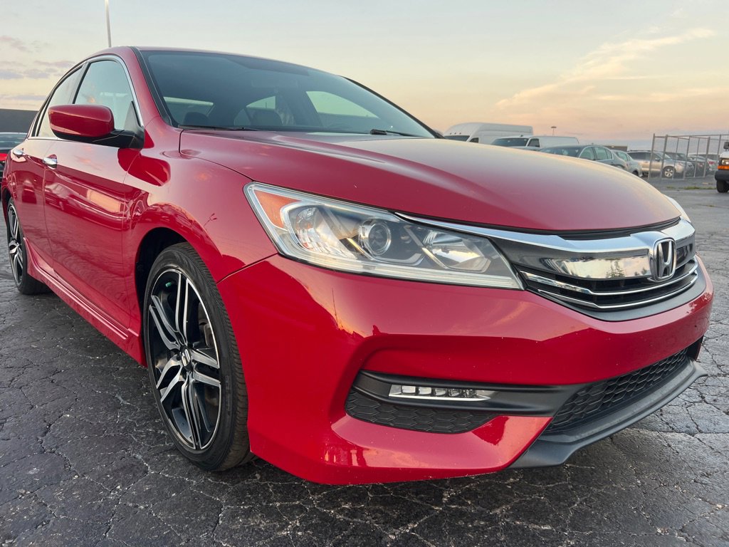 Used 2016 Honda Accord Sport image 1
