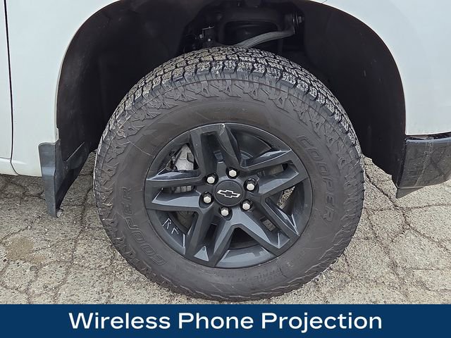 Used 2022 Chevrolet Silverado 1500 Custom Trail Boss w/ LPO, Dark Essentials Package image 11