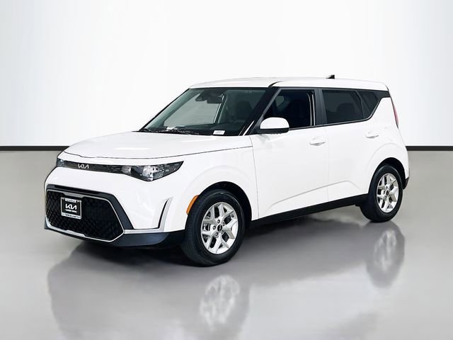 Certified 2025 Kia Soul S FWD image 3