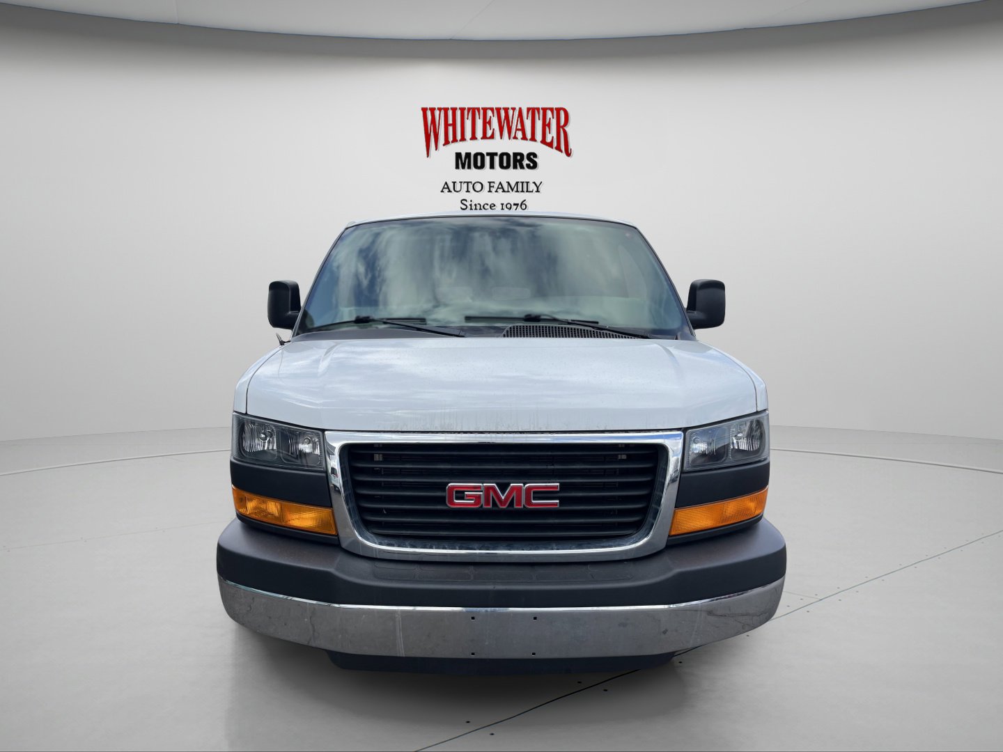 Used 2015 GMC Savana 2500 image 2