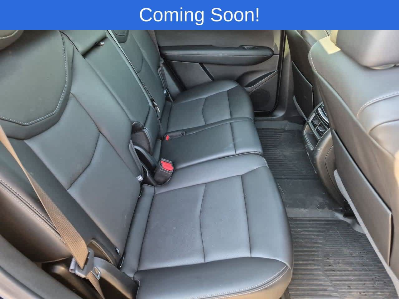 Used 2024 Cadillac XT5 Premium Luxury w/ LPO, Floor Liner Package AWD/4WD image 21