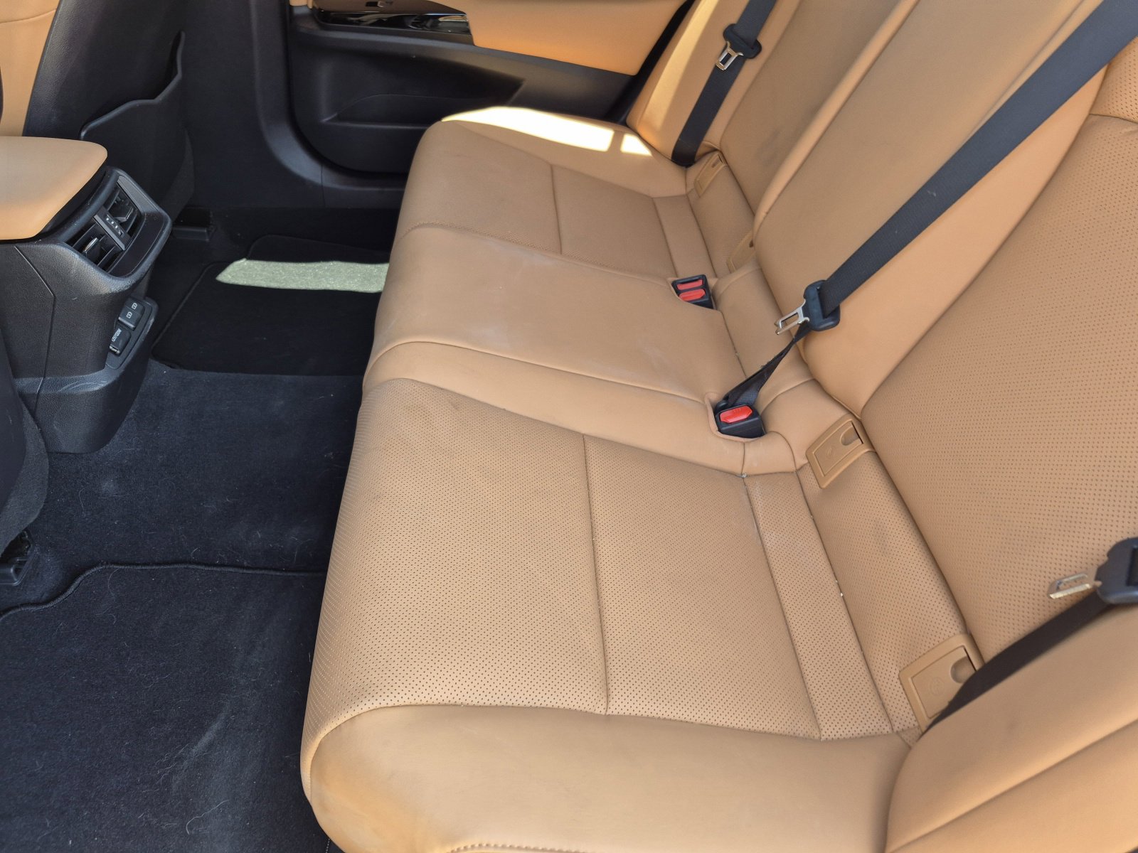 Used 2024 Lexus ES 350 w/ Premium Package FWD image 17