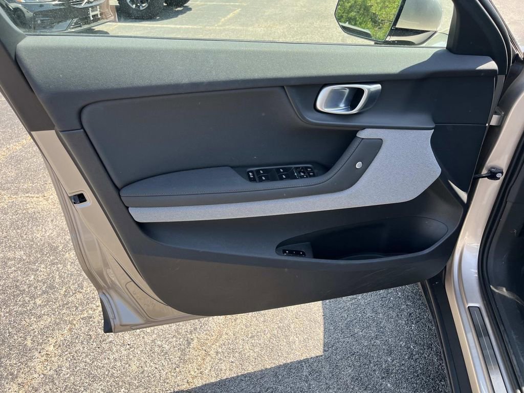 Used 2023 Polestar Polestar 2 w/ Pilot Pack AWD/4WD image 22