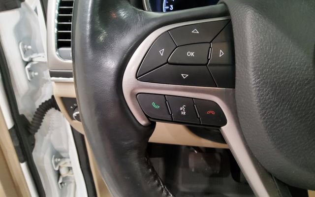 Used 2019 Jeep Grand Cherokee Limited RWD image 26