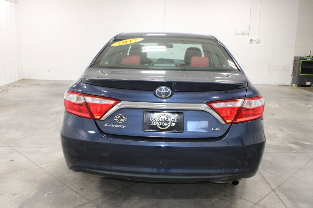 Used 2017 Toyota Camry LE image 8