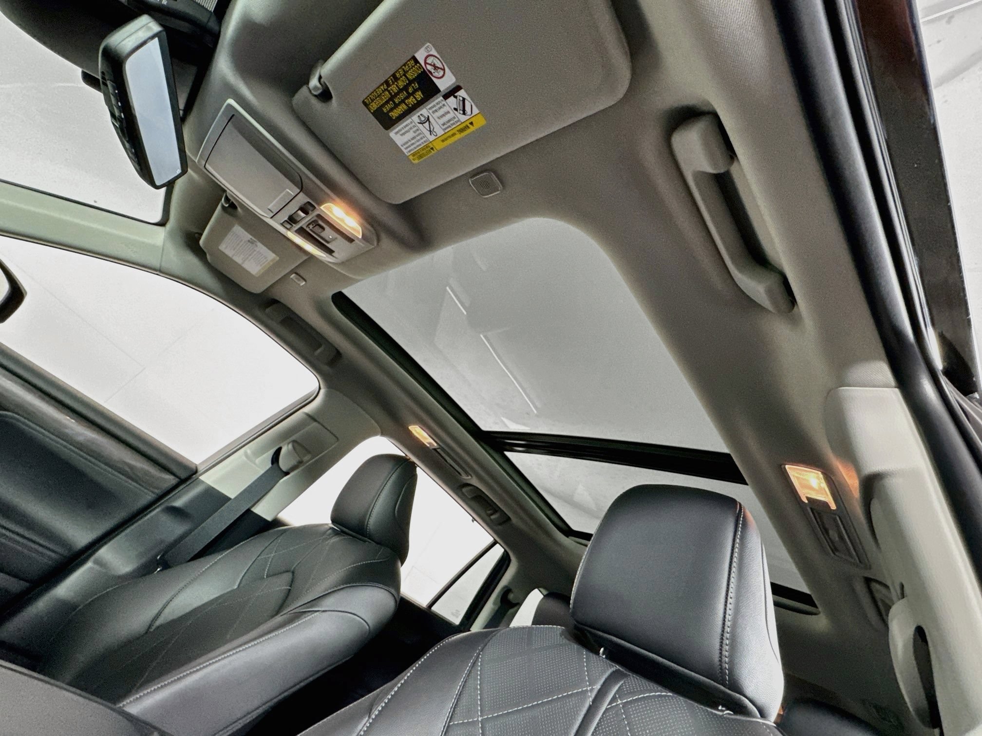 Used 2026 Toyota Highlander Platinum AWD/4WD image 14