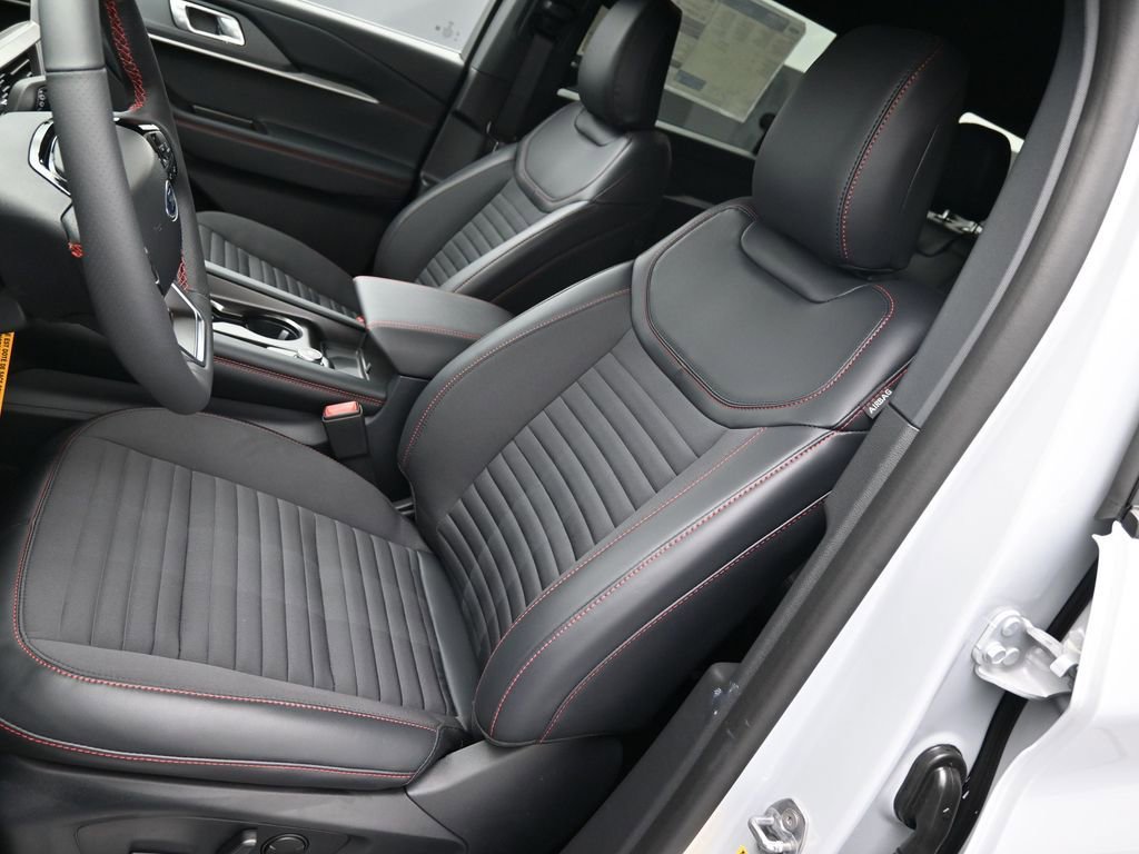 New 2026 Ford Explorer ST-Line w/ ST-Line Street Pack image 10