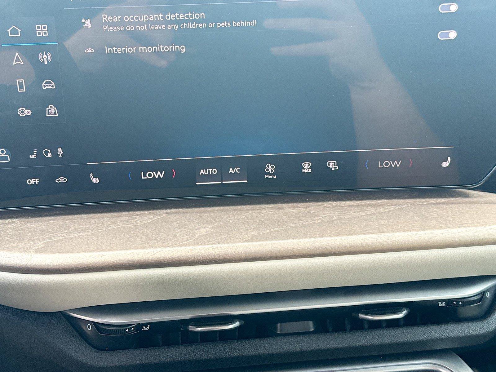 Certified 2025 Audi Q5 Premium AWD/4WD image 16