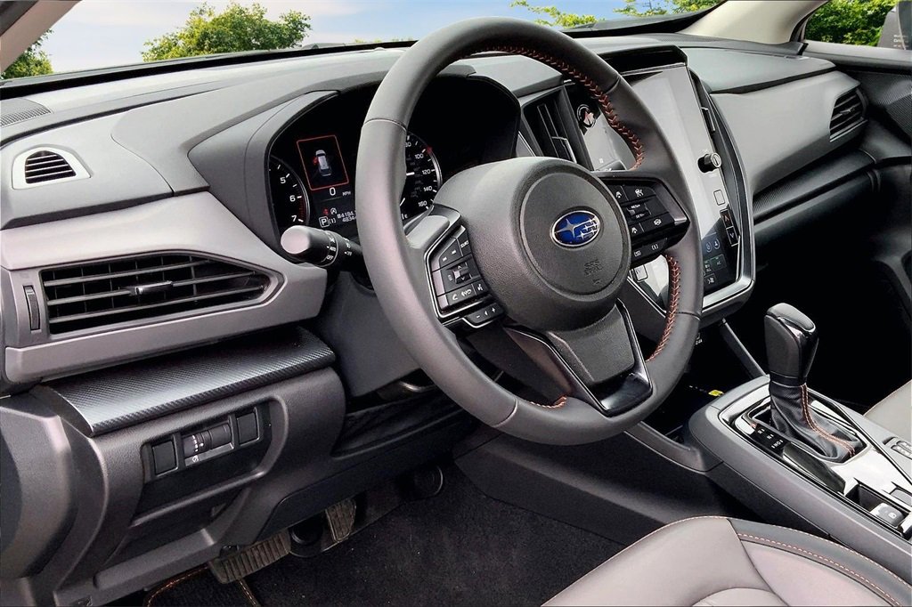 Certified 2025 Subaru Crosstrek 2.5i Limited w/ Crosstrek Mirror Package image 15