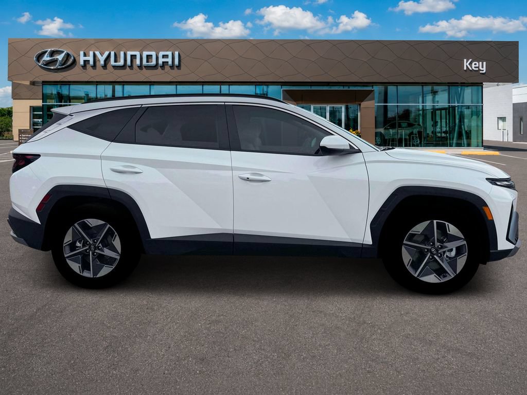 Used 2026 Hyundai Tucson SEL FWD image 8