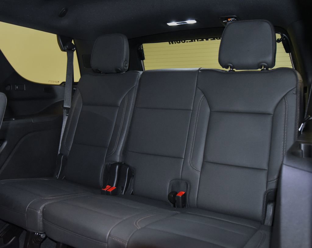 Used 2025 Chevrolet Tahoe High Country w/ Sun And Tow Package AWD/4WD image 9