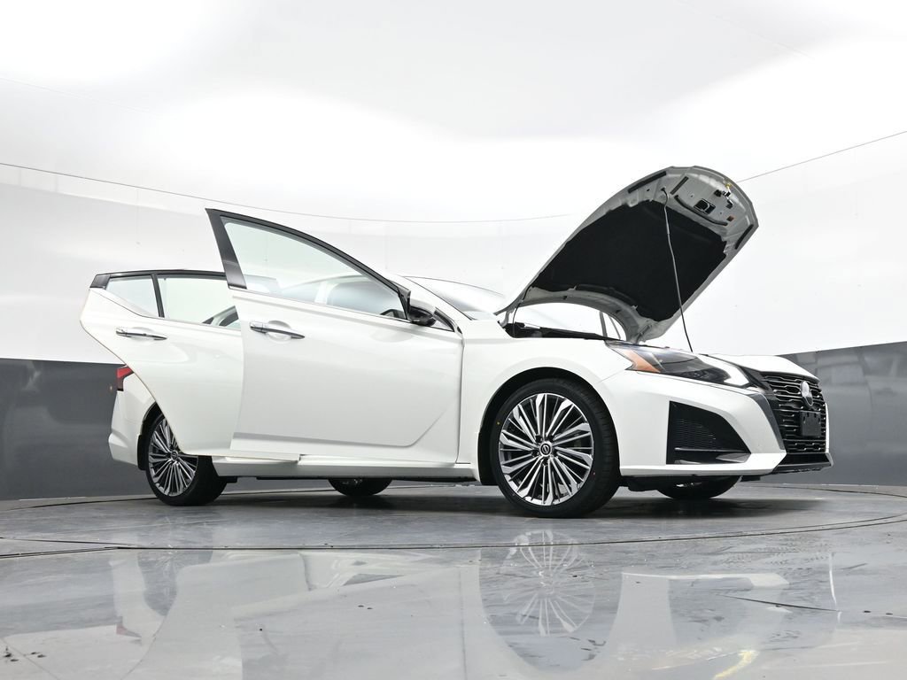 Used 2023 Nissan Altima 2.5 SL image 49