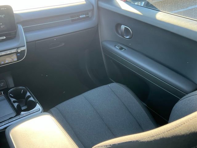 New 2025 Hyundai Ioniq 5 SE image 15