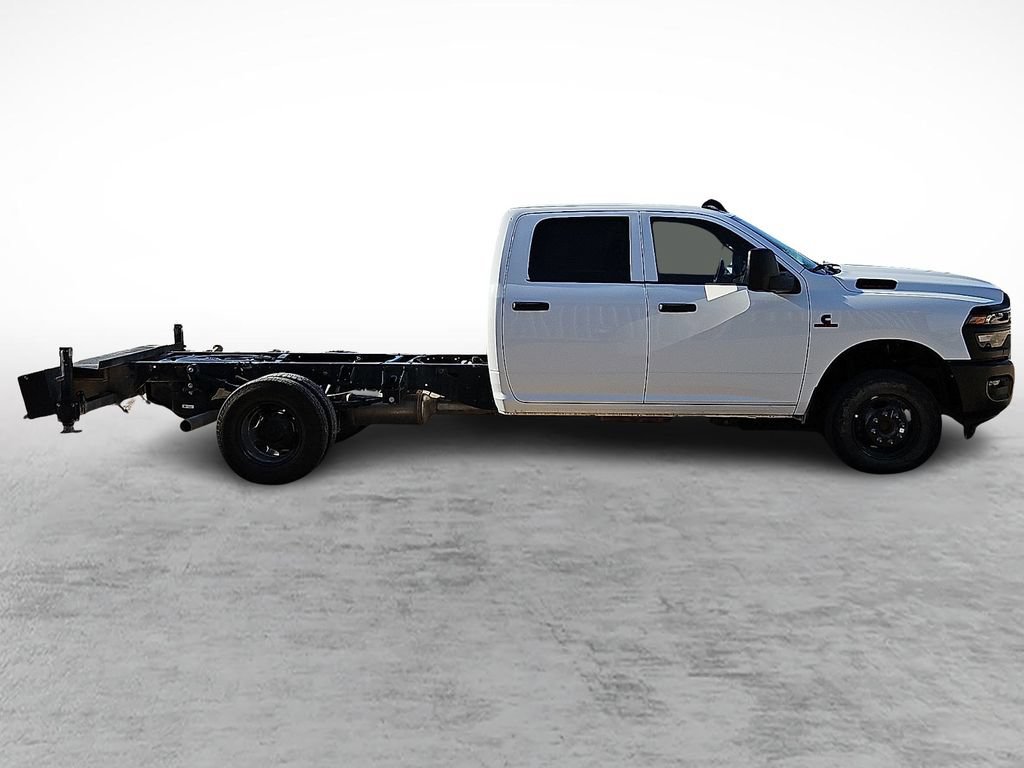 Used 2026 RAM 3500 Tradesman AWD/4WD image 12