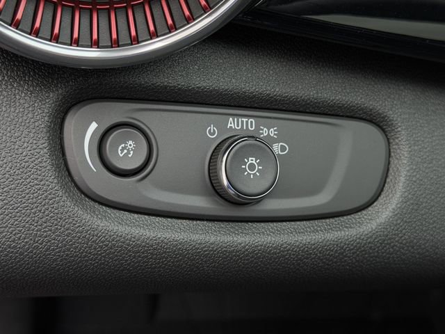 New 2026 Chevrolet Trax RS w/ Sunroof Package image 17