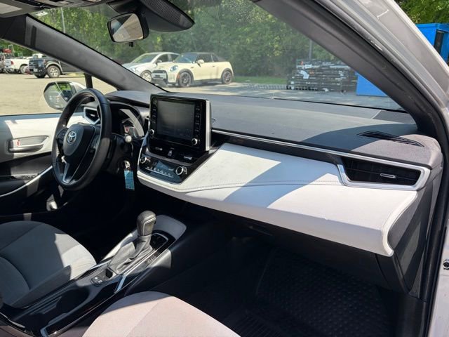 Used 2020 Toyota Corolla SE FWD image 25
