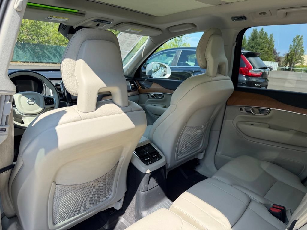 Used 2021 Volvo XC90 T8 Inscription Expression w/ Advanced Package AWD/4WD image 32