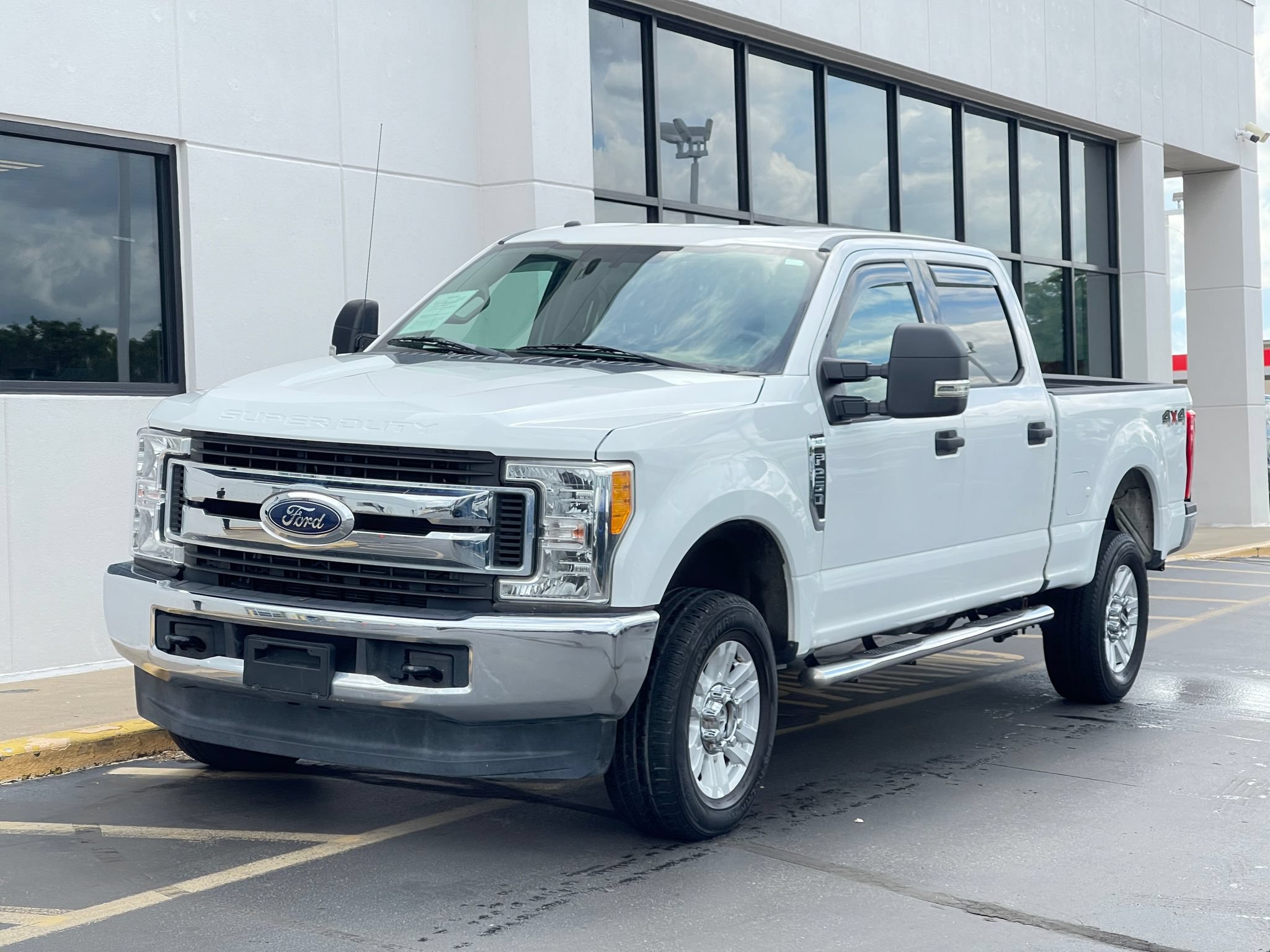 Used 2017 Ford F250 XLT AWD/4WD image 7