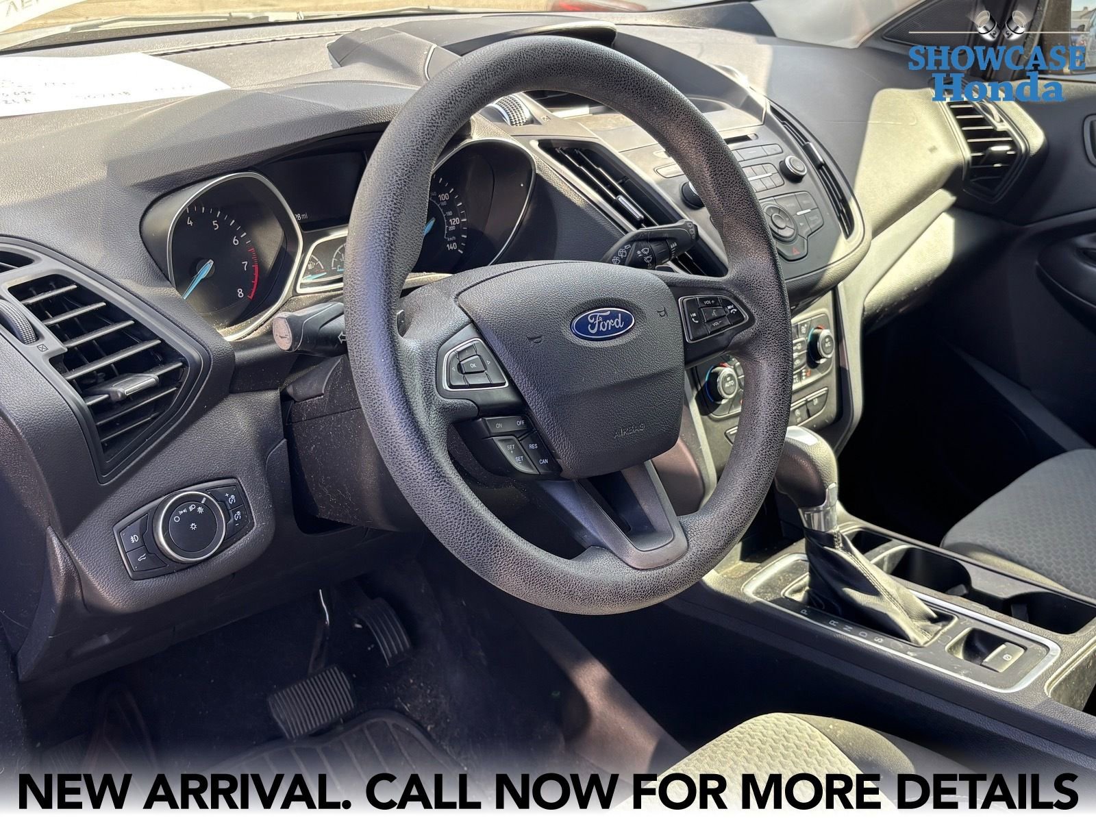 Used 2017 Ford Escape SE w/ SE Cold Weather Package image 8