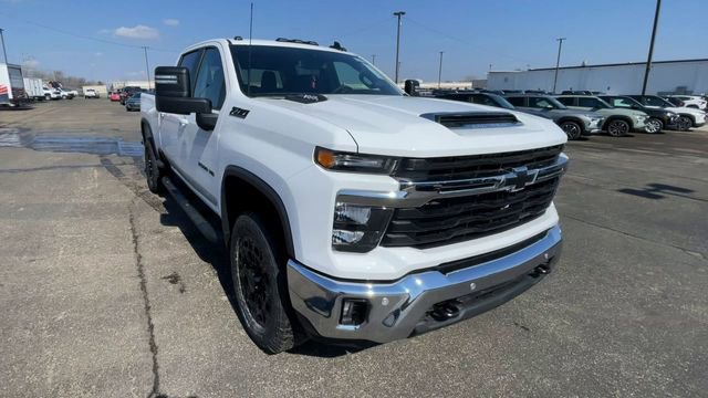 New 2026 Chevrolet Silverado 2500 LT w/ All Star Edition AWD/4WD image 4