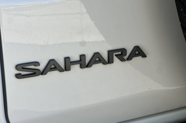 Used 2025 Jeep Wrangler Unlimited Sahara AWD/4WD image 33